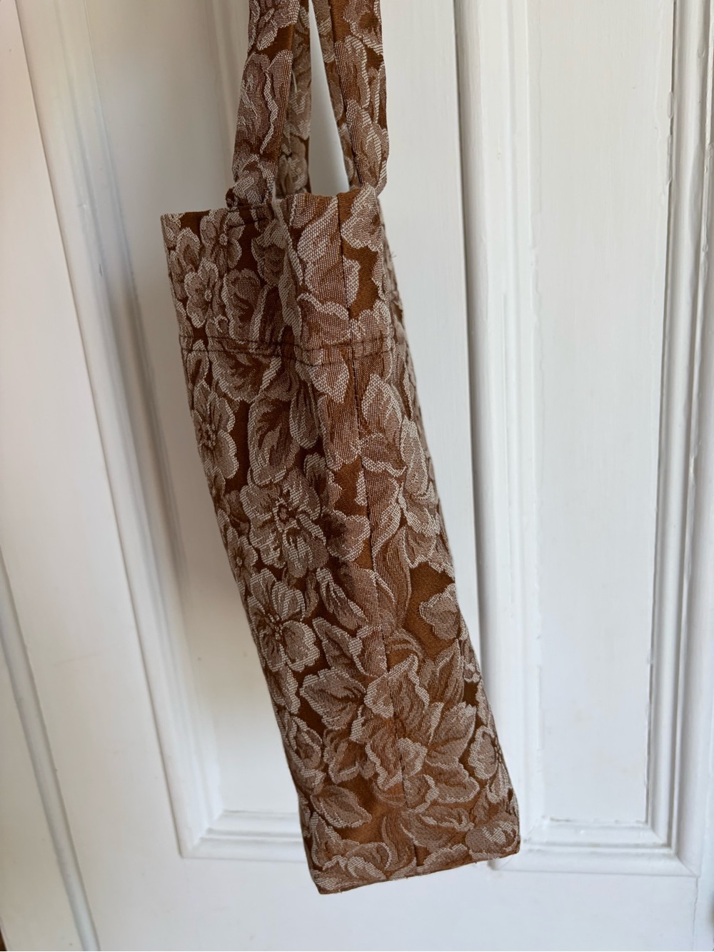 Handmade Tapestry Floral Tote Bag - Picture 5 of 8